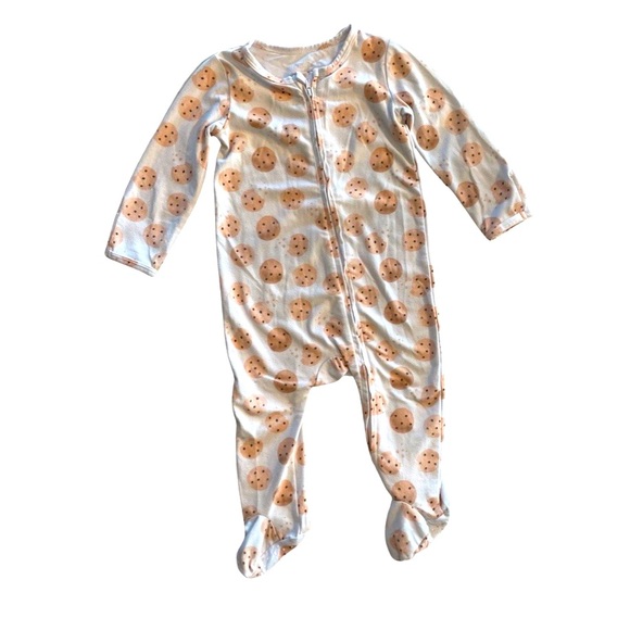Caden Lane Other - Caden Lane Cookies Footie Pajamas, Size 9-12 Months